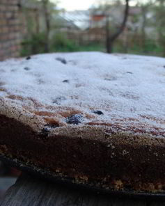 Манник с черным изюмом