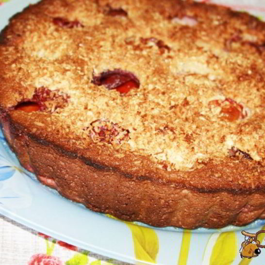 Рецепт манника с халвой и сливами