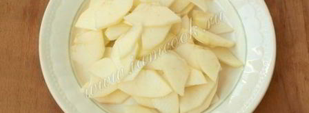 манник с яблоками на кефире. Шаг 8