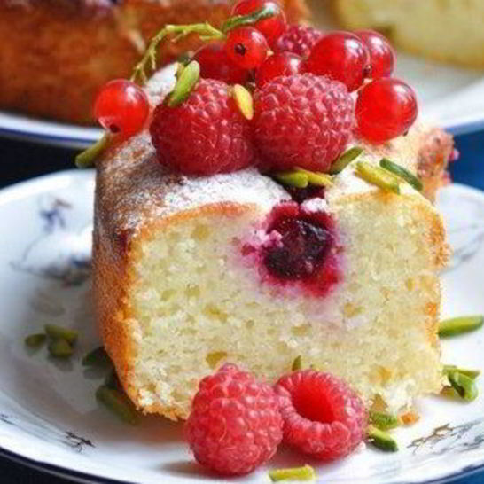 Рецепт манника творожного с ягодами