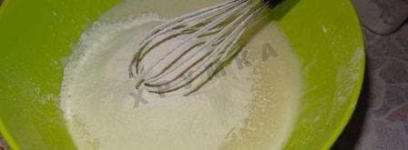 манник в мультиварке на молоке с ягодами. Шаг 4