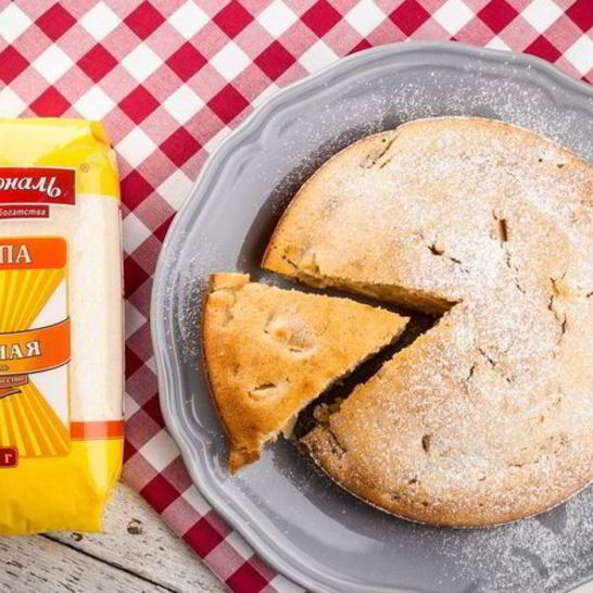 Рецепт нежного манника с яблоками