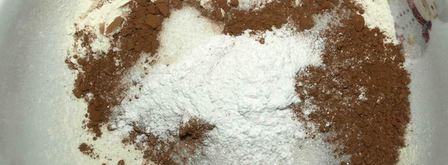 постный шоколадный манник с вяленой клюквой. Шаг 4