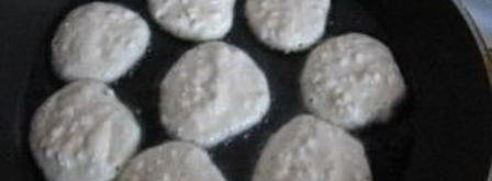 оладушки из творога. Шаг 3