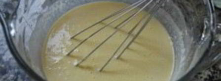 оладьи на дрожжах на молоке. Шаг 4