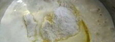 оладьи на кефире и молоке. Шаг 3