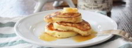 оладьи на кефире простые. Шаг 4