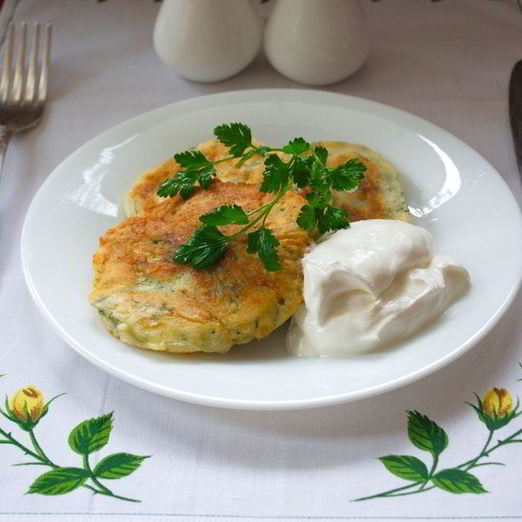 Оладьи с сыром и зеленью