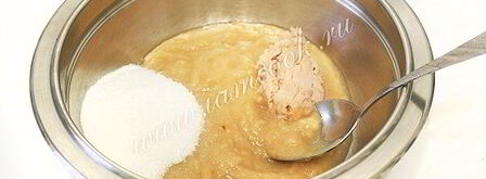 постные оладьи с яблоками. Шаг 6