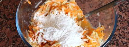 сладкие оладьи из кабачков и моркови. Шаг 8