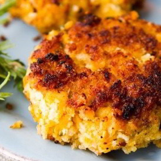 Рецепт тыквенных оладий с луком и чесноком