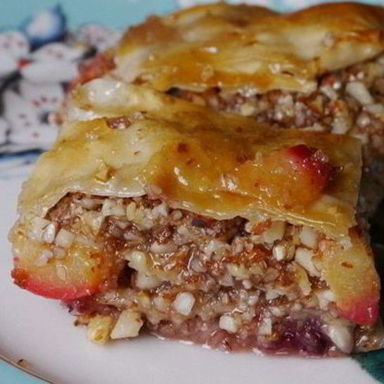 Рецепт пахлавы со сливами и лавандой