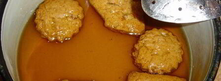 рождественское печенье с медом и орехами меломакарона. Шаг 7