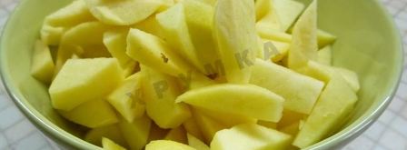 быстрый яблочный пирог с творожной заливкой. Шаг 6