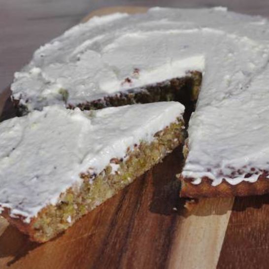 Рецепт фисташково-миндального пирог под лаймовой глазурью