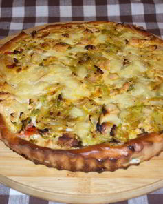 Пирог с курицей и брынзой