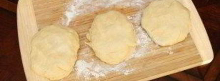 пирог с вишней из дрожжевого теста. Шаг 4