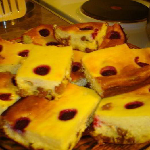 Творожный пирог с малиной