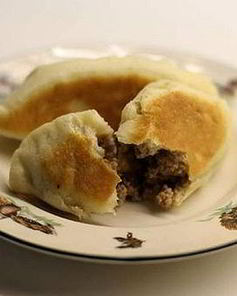 Пирожки с фаршем на сковороде