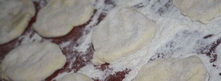 пирожки с картошкой и жареным лучком. Шаг 4