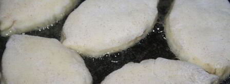 пирожки с картошкой и жареным лучком. Шаг 8