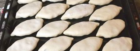 пирожки с курицей и картошкой в духовке. Шаг 15