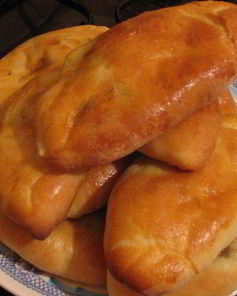 Пирожки с луком и яйцами