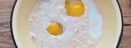 пирожки с луком и яйцом на кефире. Шаг 6