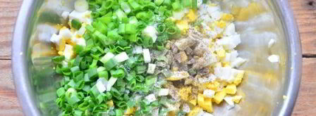 пирожки с луком и яйцом на кефире. Шаг 10