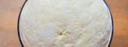 пирожки с луком и яйцом на кефире. Шаг 12