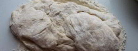 пирожки со сливой из дрожжевого теста. Шаг 14