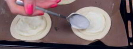 слоеные пирожки на завтрак. Шаг 3