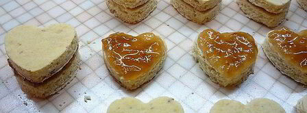 пирожные-птифуры миндальные сердечки. Шаг 11