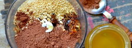 шоколадный брауни с кунжутом и семечками. Шаг 6