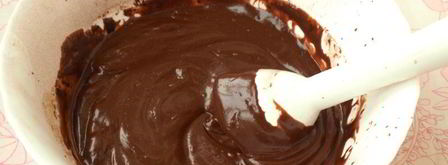 шоколадные пирожные с заливкой. Шаг 3