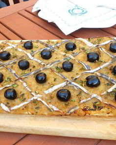 Пицца с анчоусами