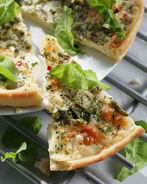 Пицца с козьим сыром