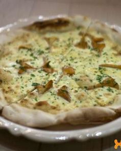 Пицца с лисичками