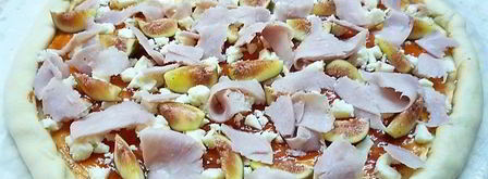 пицца с ветчиной, инжиром и козьим сыром. Шаг 14