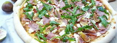 пицца с ветчиной, инжиром и козьим сыром. Шаг 17