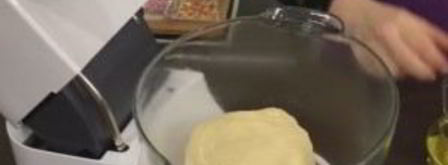 американские пончики, покрытые шоколадом. Шаг 4