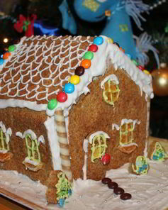 Рождественский пряничный ароматный домик