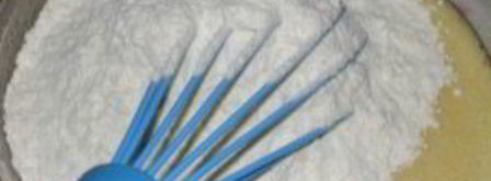 шарлотка с маргарином. Шаг 4