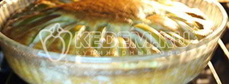 шарлотка с творогом и яблоками. Шаг 14