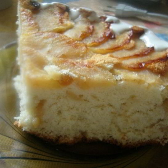 Рецепт шарлотки с яблоками и изюмом