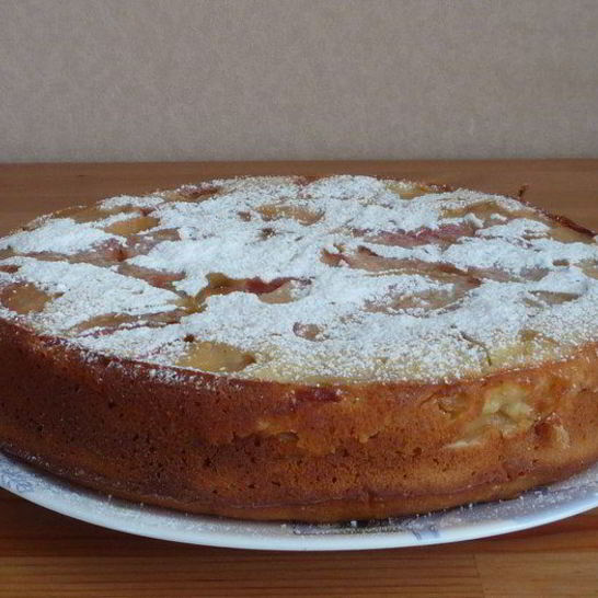 Рецепт шарлотки с яблоками и облепиховым йогуртом