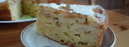 шарлотка с яблоками и облепиховым йогуртом. Шаг 11