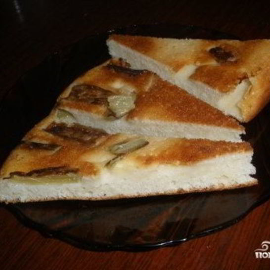 Рецепт шарлотки с яблоками и ревенем