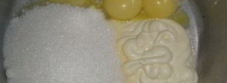 шарлотка с яблоками и ревенем. Шаг 4