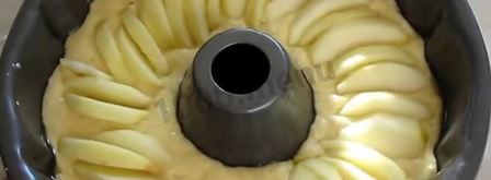 шарлотка творожная с творогом в духовке. Шаг 7